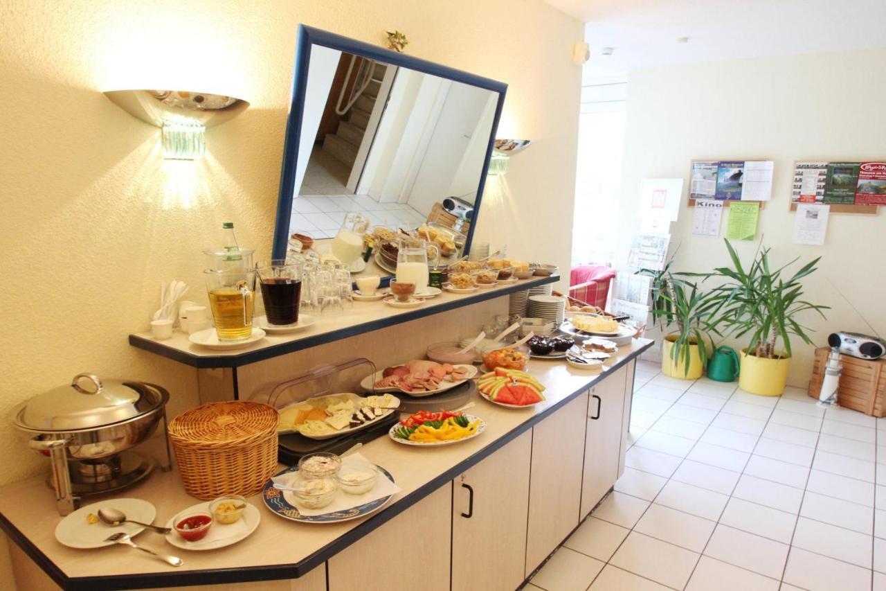 F-1010 Strandhaus Moenchgut B&B Doppelzimmer Nr 35 Lobbe Extérieur photo